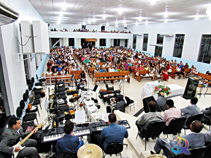 VIRADA DE ANO COM MUITO LOUVOR E ADORAÇÃO NA ASSEMBLEIA DE DEUS NOVA BRASILÂNDIA D’OESTE
